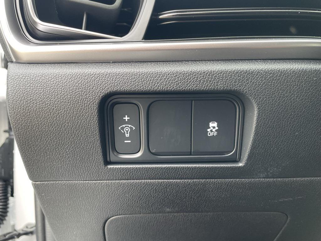 new 2026 Kia Sorento car, priced at $32,130