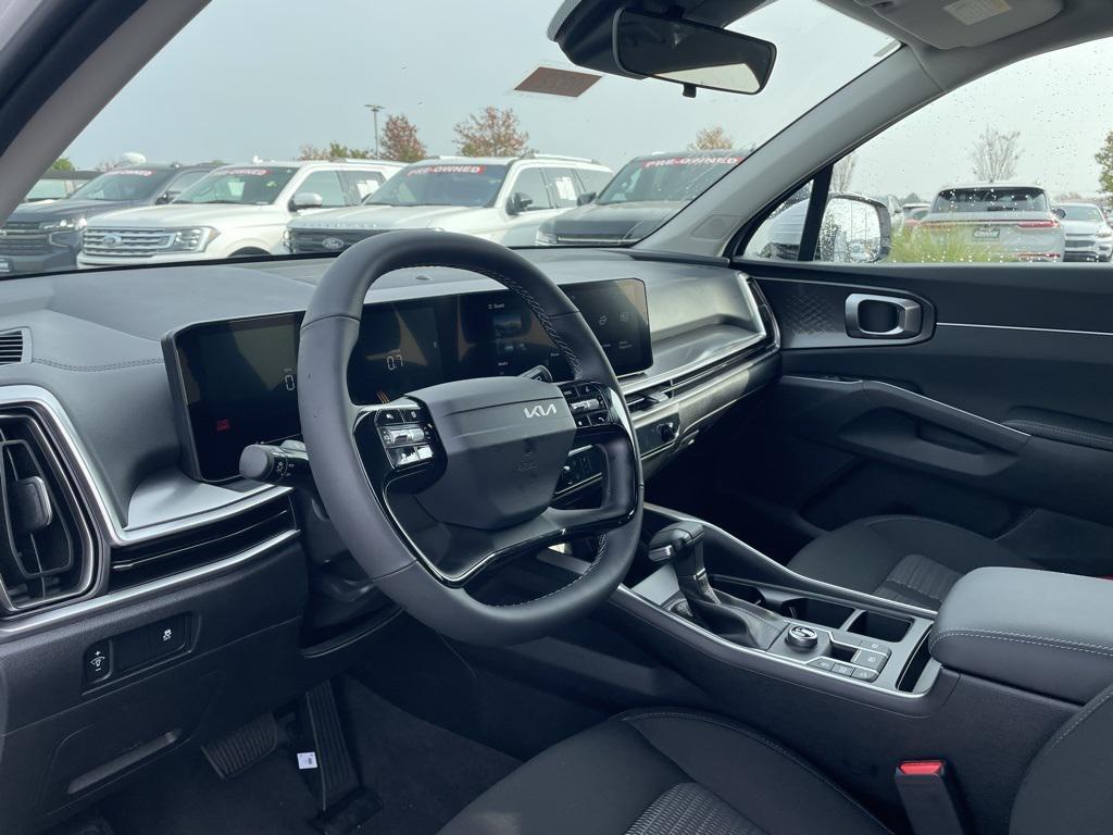 new 2026 Kia Sorento car, priced at $32,130