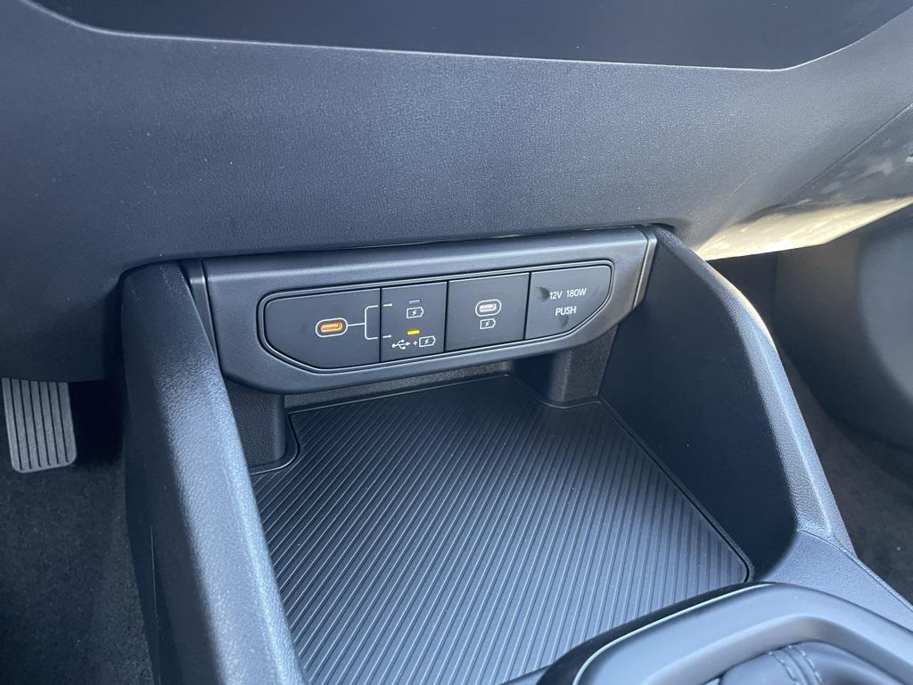 new 2025 Kia K4 car, priced at $23,566