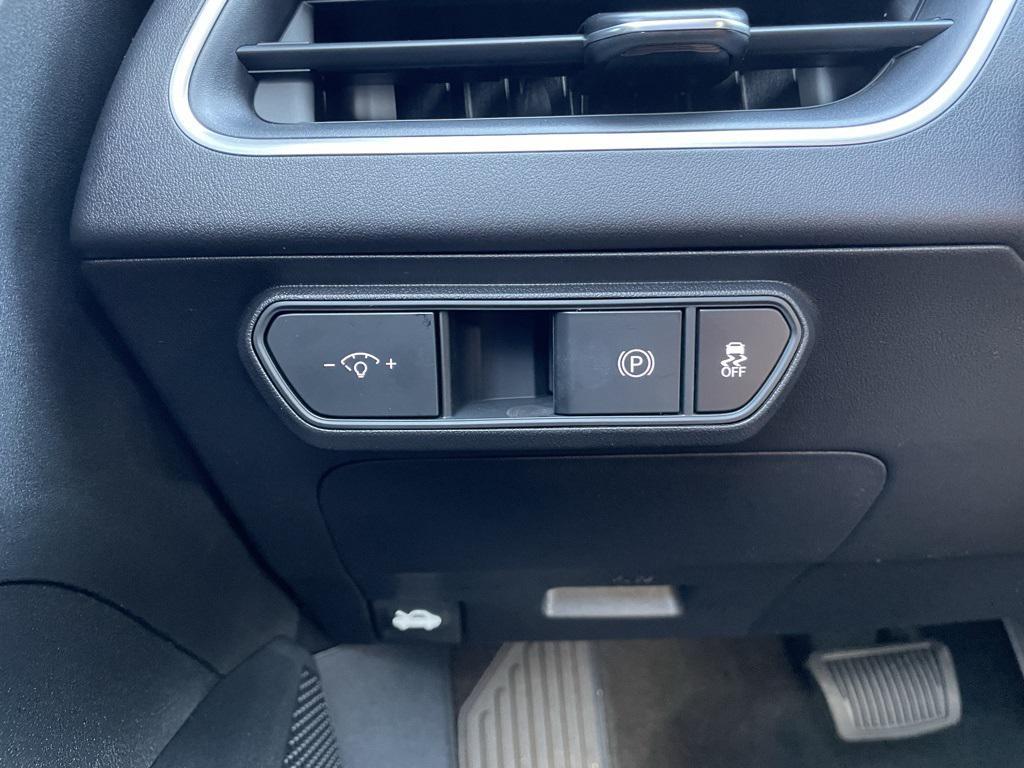 new 2025 Kia K4 car, priced at $23,566