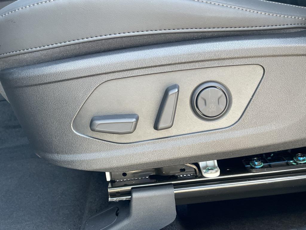 new 2026 Kia Sorento car, priced at $43,070