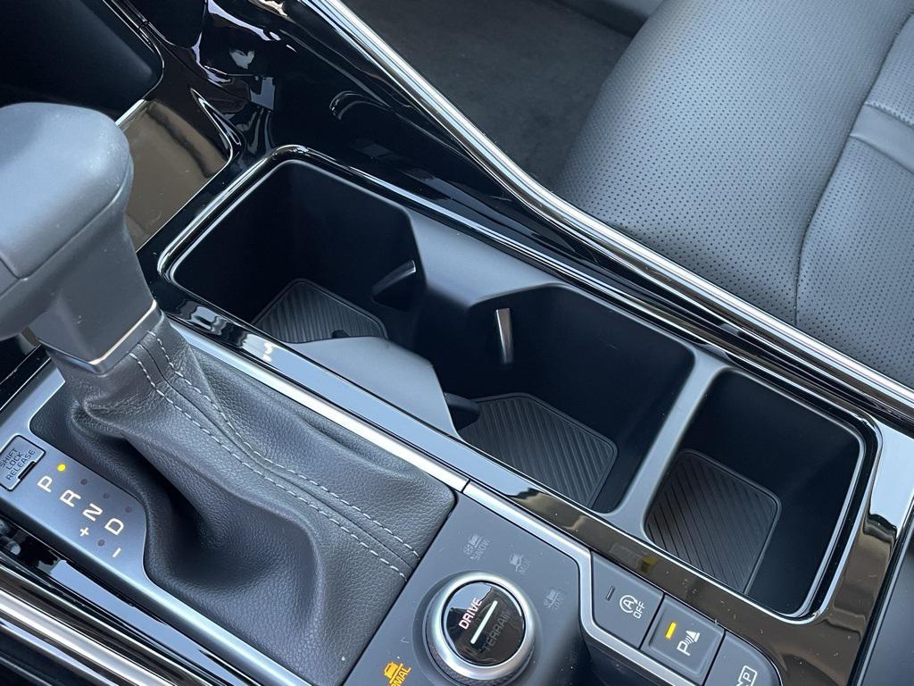 new 2026 Kia Sorento car, priced at $43,070