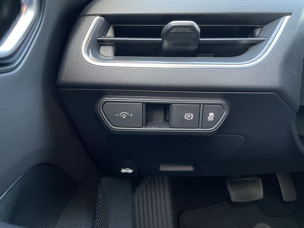 new 2025 Kia K4 car, priced at $27,020