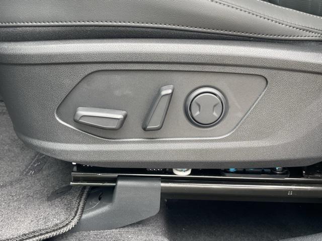 new 2025 Kia Sorento car, priced at $36,412