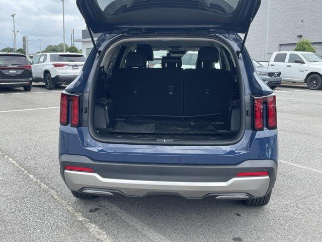 new 2025 Kia Sorento car, priced at $36,412