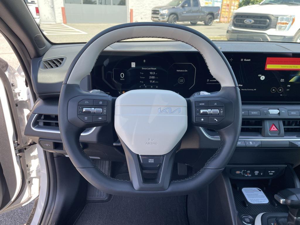 new 2025 Kia K4 car, priced at $25,623