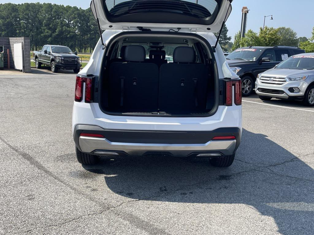 new 2026 Kia Sorento car, priced at $37,265