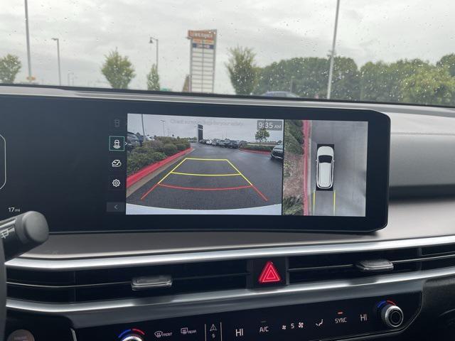 new 2025 Kia Sorento car, priced at $39,545