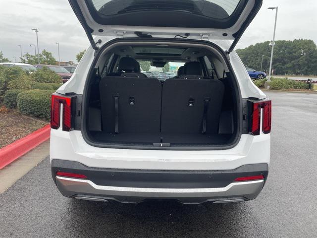 new 2025 Kia Sorento car, priced at $39,545
