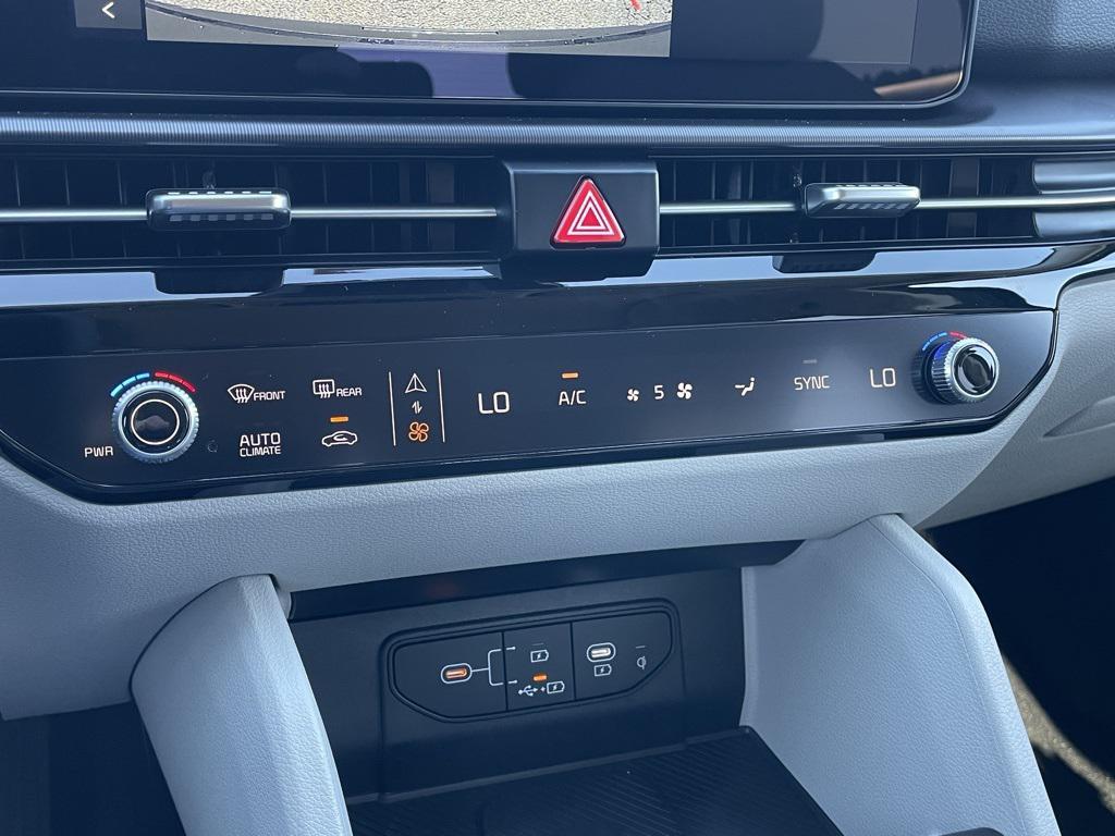 new 2026 Kia Sportage car, priced at $32,415