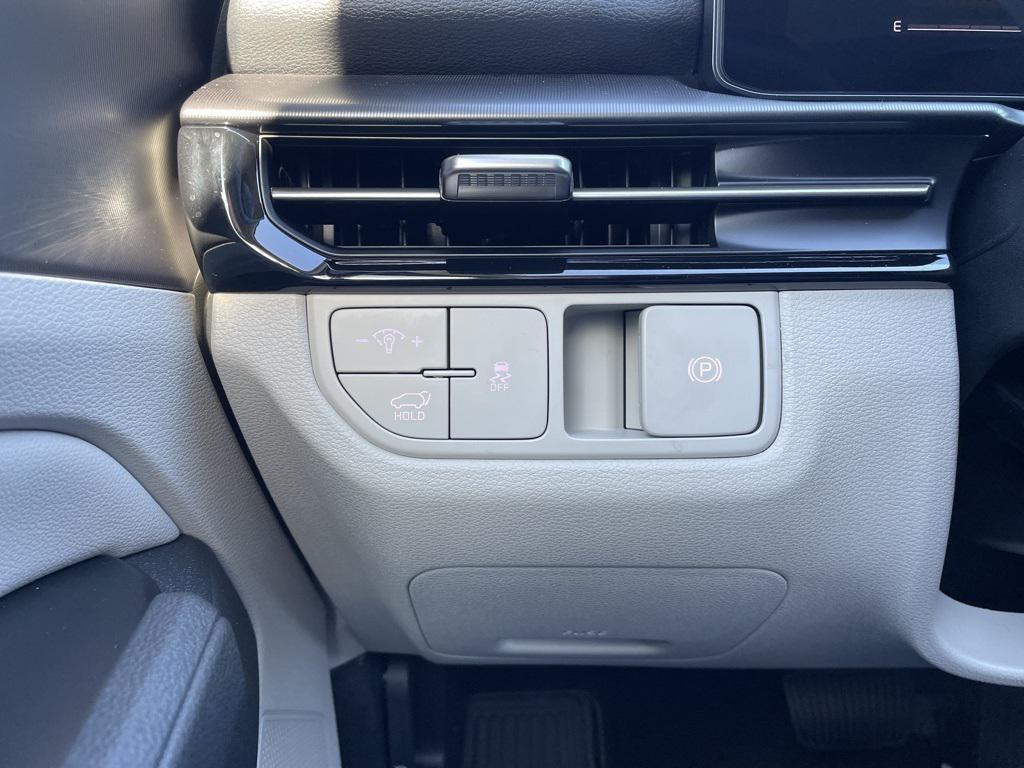 new 2026 Kia Sportage car, priced at $32,415