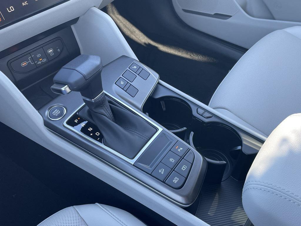 new 2026 Kia Sportage car, priced at $32,415