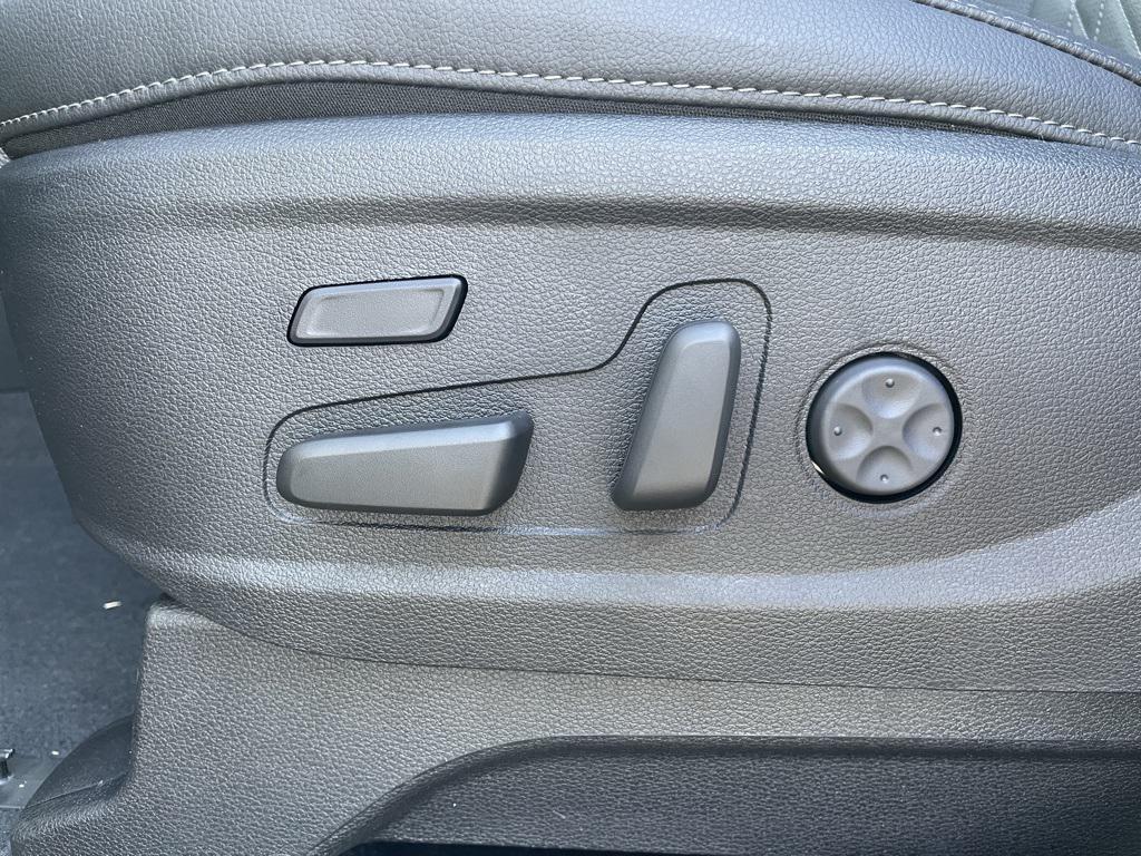 new 2025 Kia Telluride car, priced at $49,033