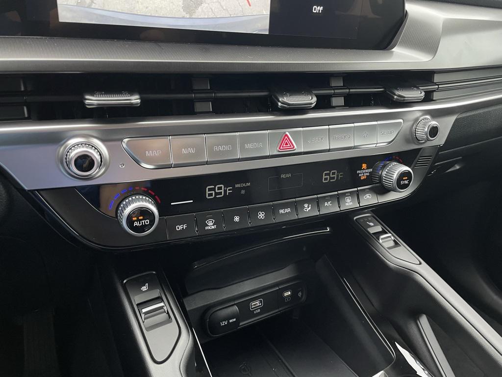 new 2025 Kia Telluride car, priced at $41,106