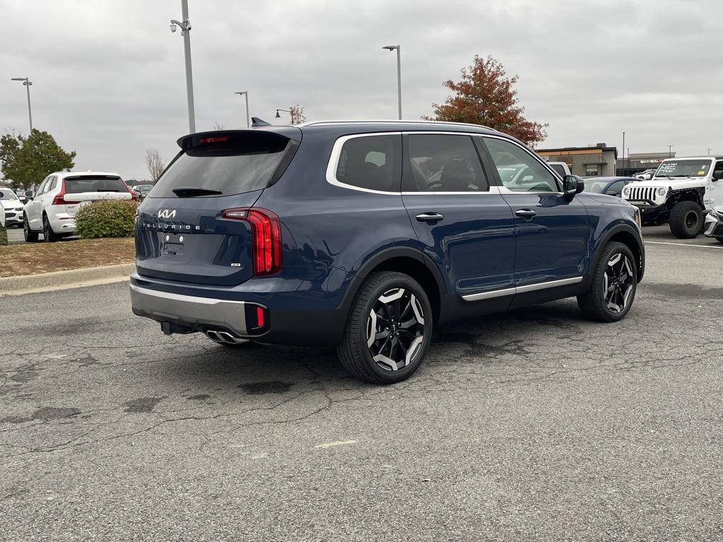 new 2025 Kia Telluride car, priced at $41,106