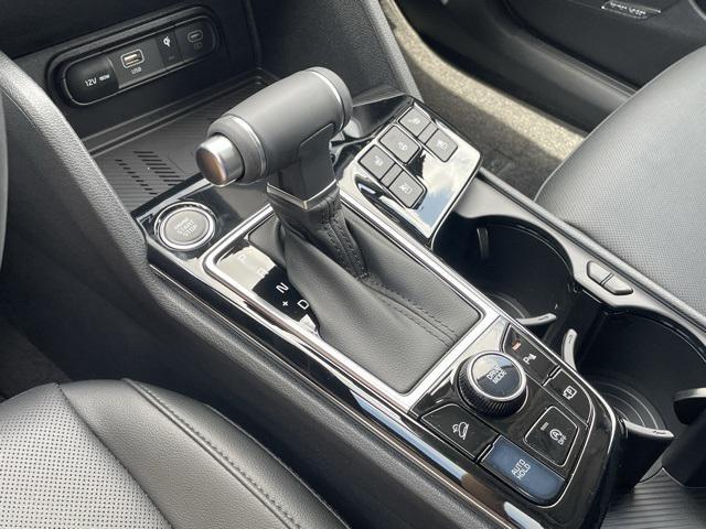 new 2025 Kia Sportage car, priced at $32,672