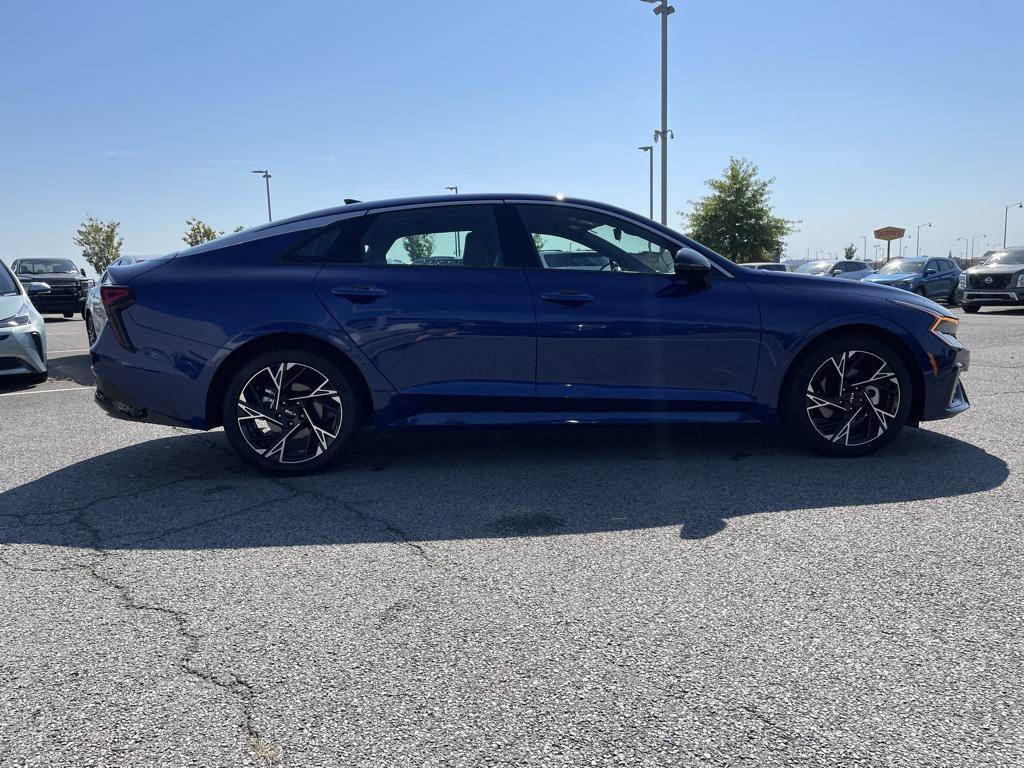 new 2025 Kia K5 car, priced at $27,559