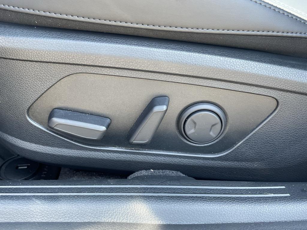 new 2025 Kia K5 car, priced at $27,559