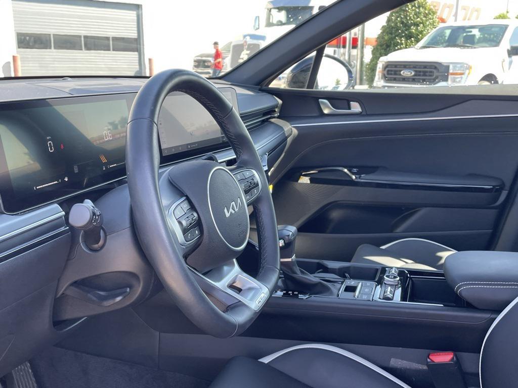 new 2025 Kia K5 car, priced at $27,559