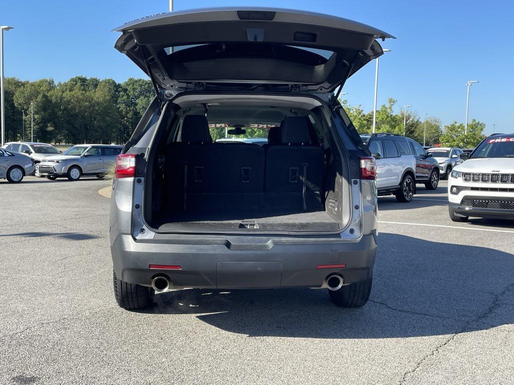 used 2021 Chevrolet Traverse car, priced at $19,310