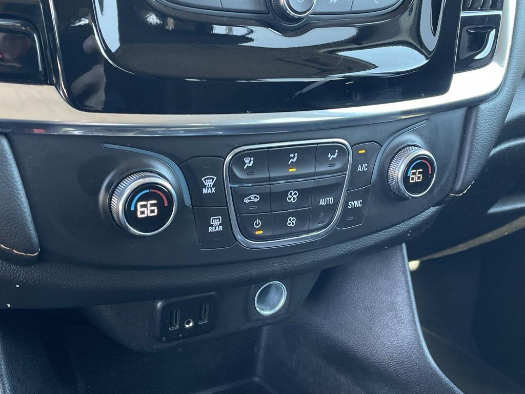 used 2021 Chevrolet Traverse car, priced at $19,310