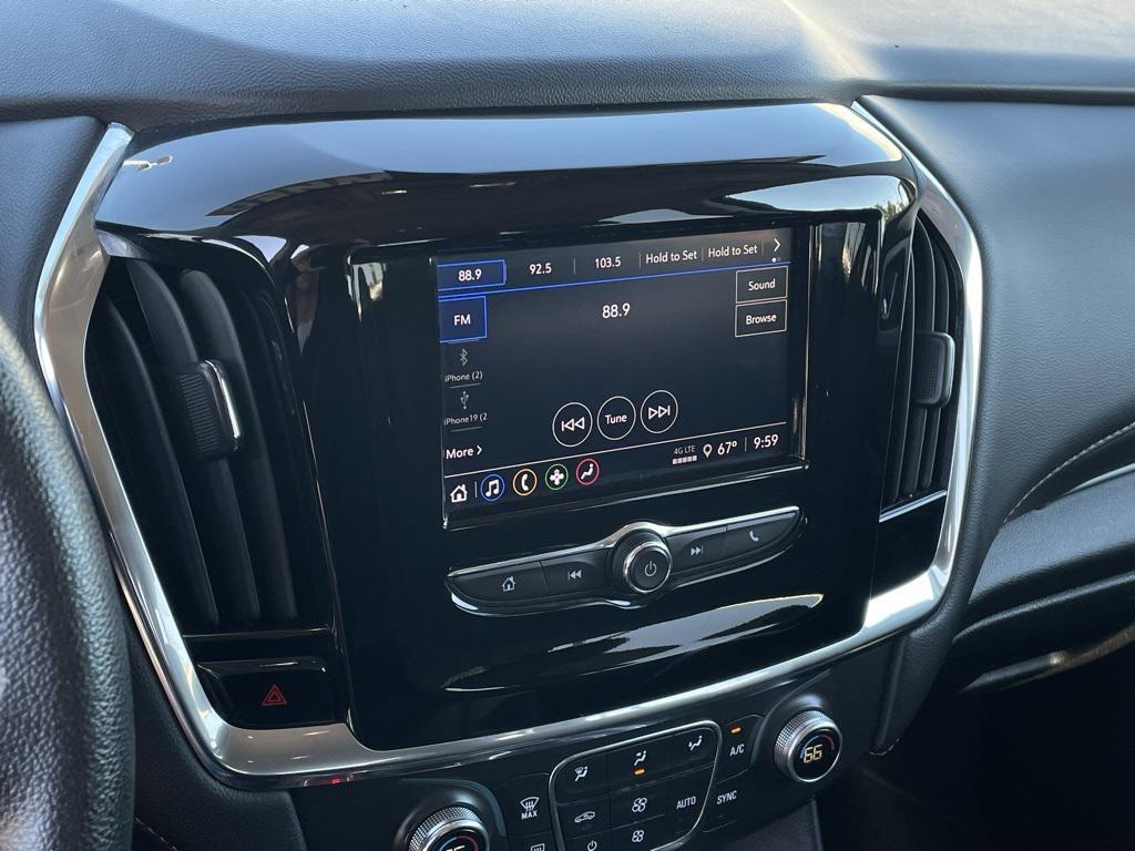 used 2021 Chevrolet Traverse car, priced at $19,310