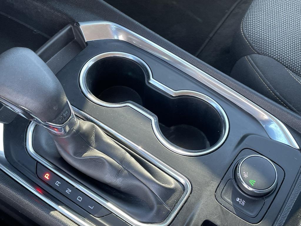 used 2021 Chevrolet Traverse car, priced at $19,310