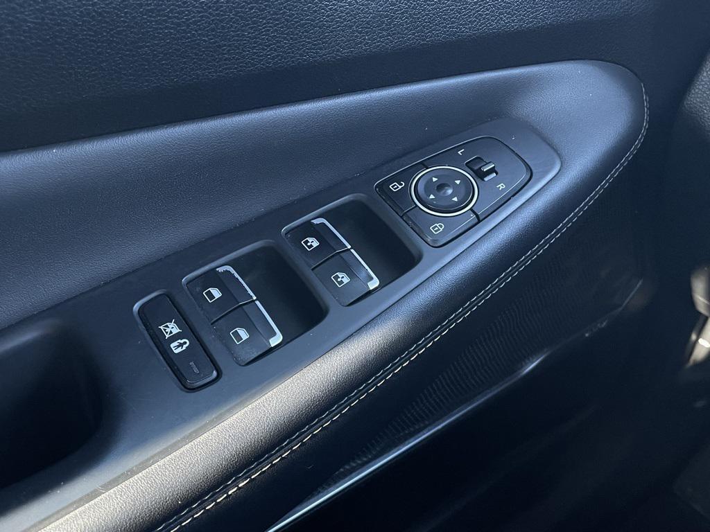 used 2019 Hyundai Santa Fe car, priced at $14,617