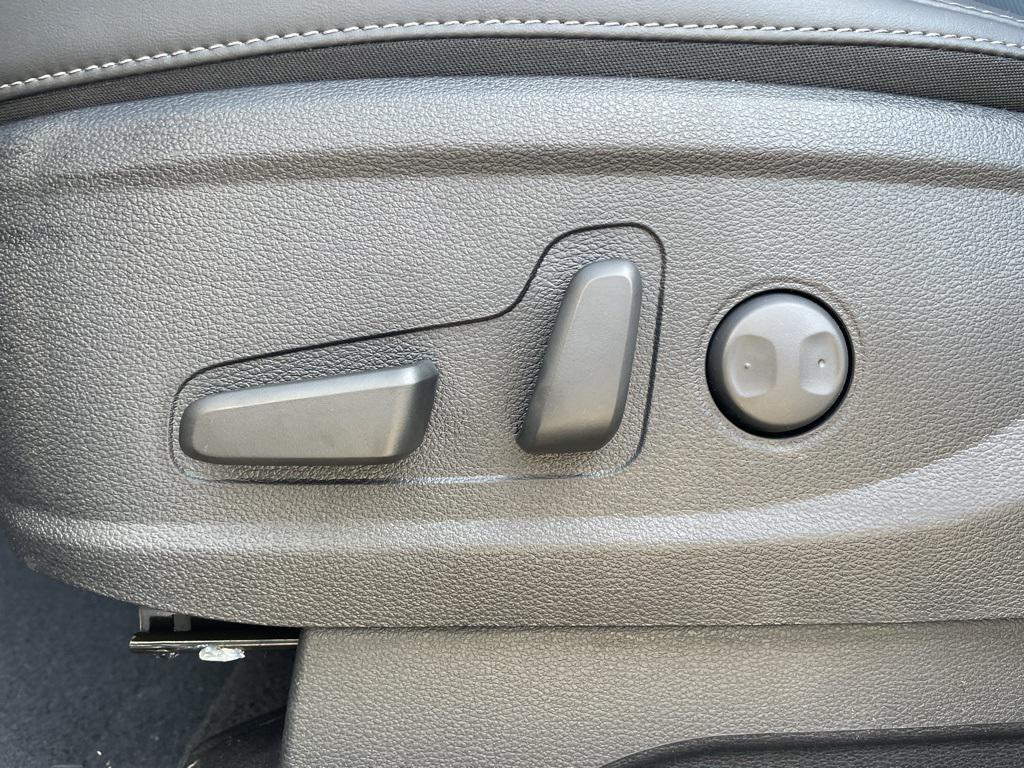 new 2025 Kia Telluride car, priced at $38,707