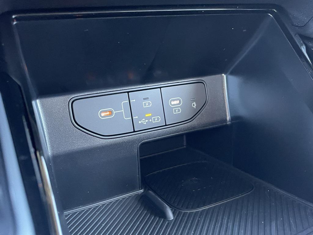 new 2026 Kia Sorento car, priced at $44,585