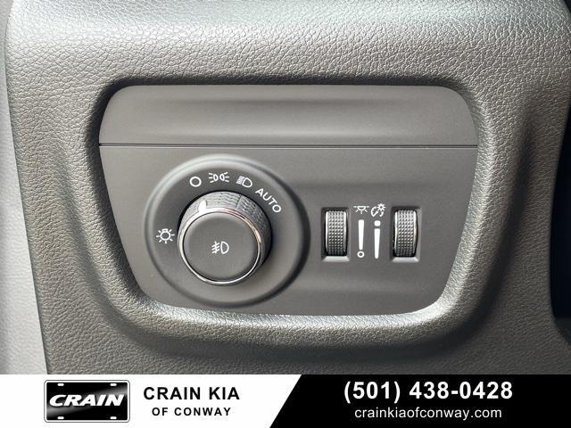 used 2025 Jeep Grand Cherokee car, priced at $40,988