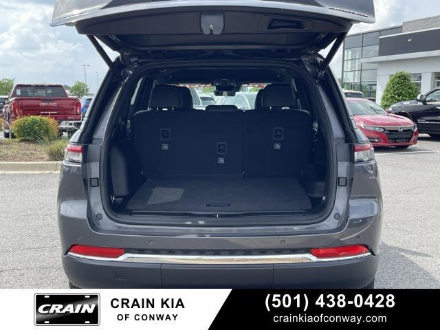 used 2025 Jeep Grand Cherokee car, priced at $40,988