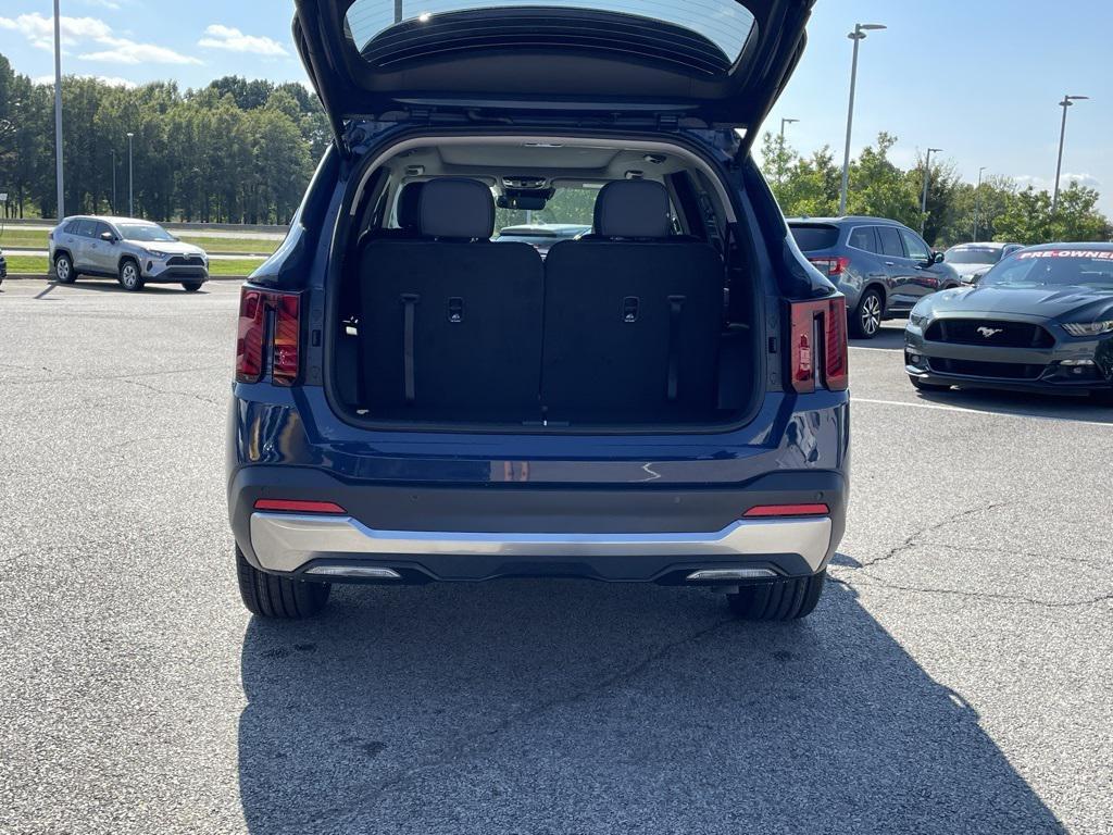 new 2026 Kia Sorento car, priced at $41,530