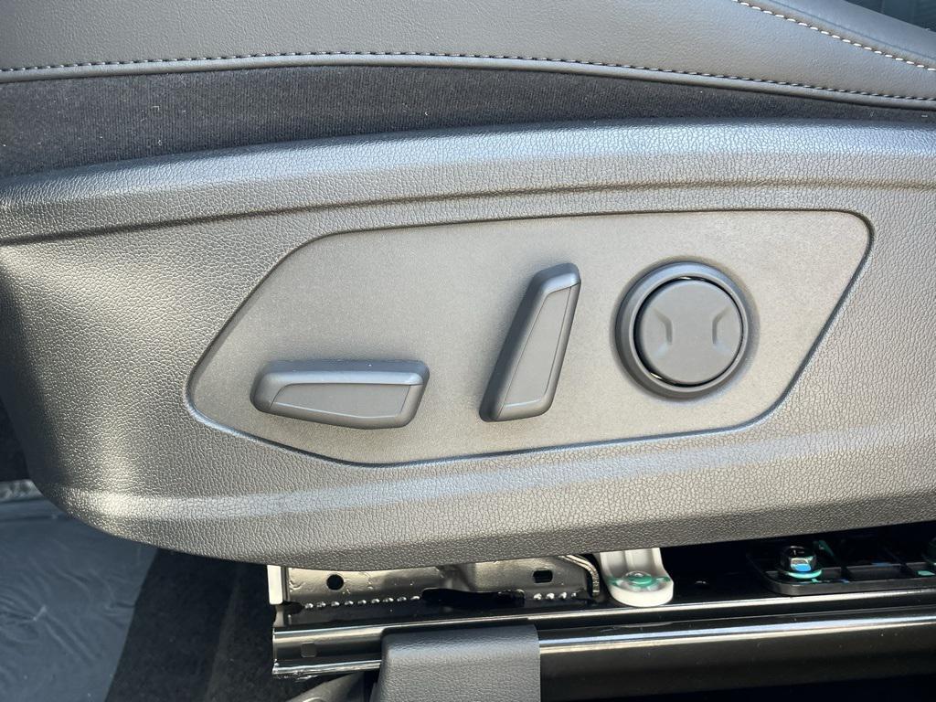 new 2026 Kia Sorento car, priced at $41,530