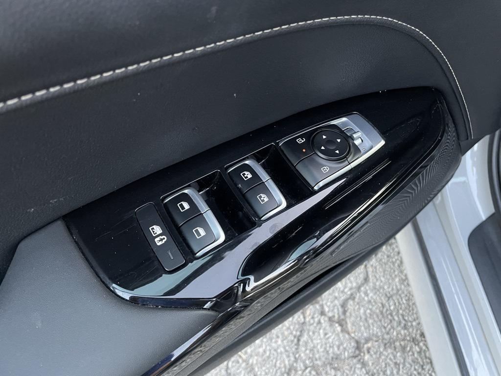 used 2025 Kia K5 car, priced at $28,052