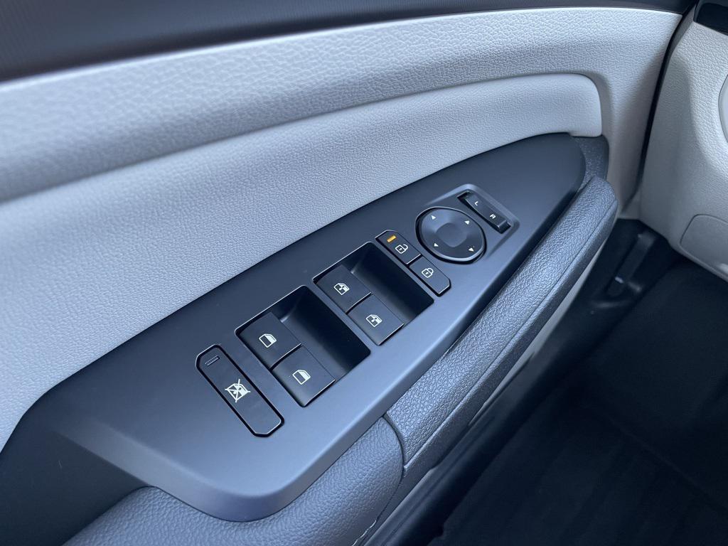 new 2026 Kia Sportage car, priced at $31,935