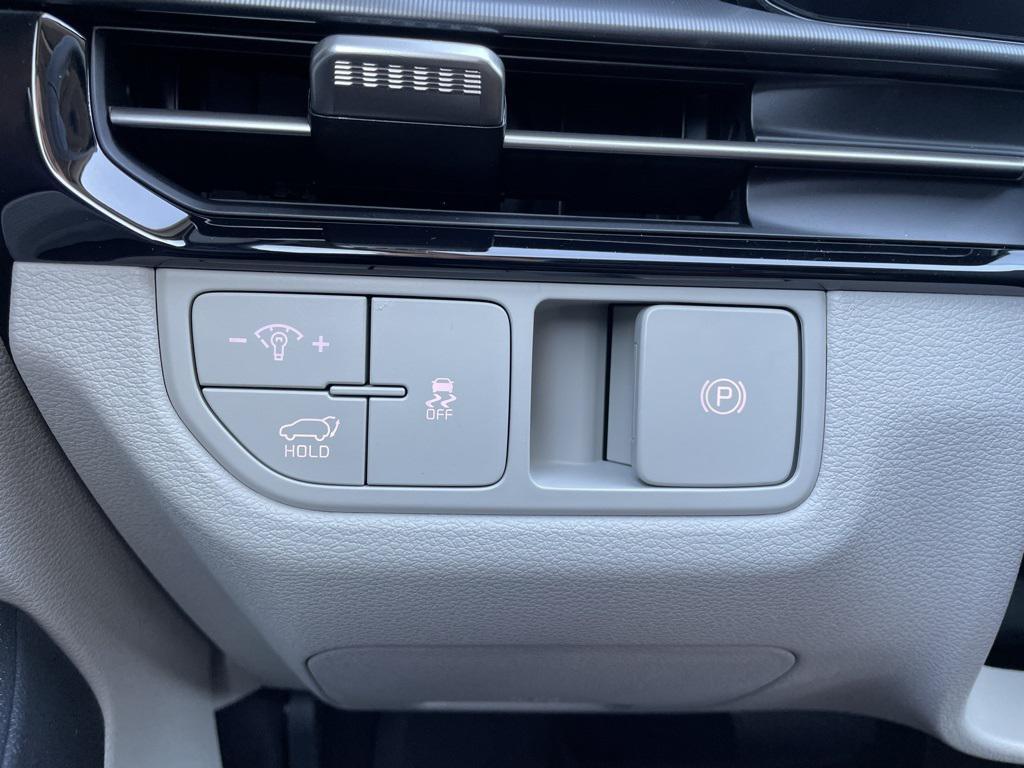 new 2026 Kia Sportage car, priced at $31,935