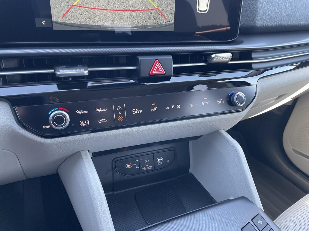 new 2026 Kia Sportage car, priced at $31,935