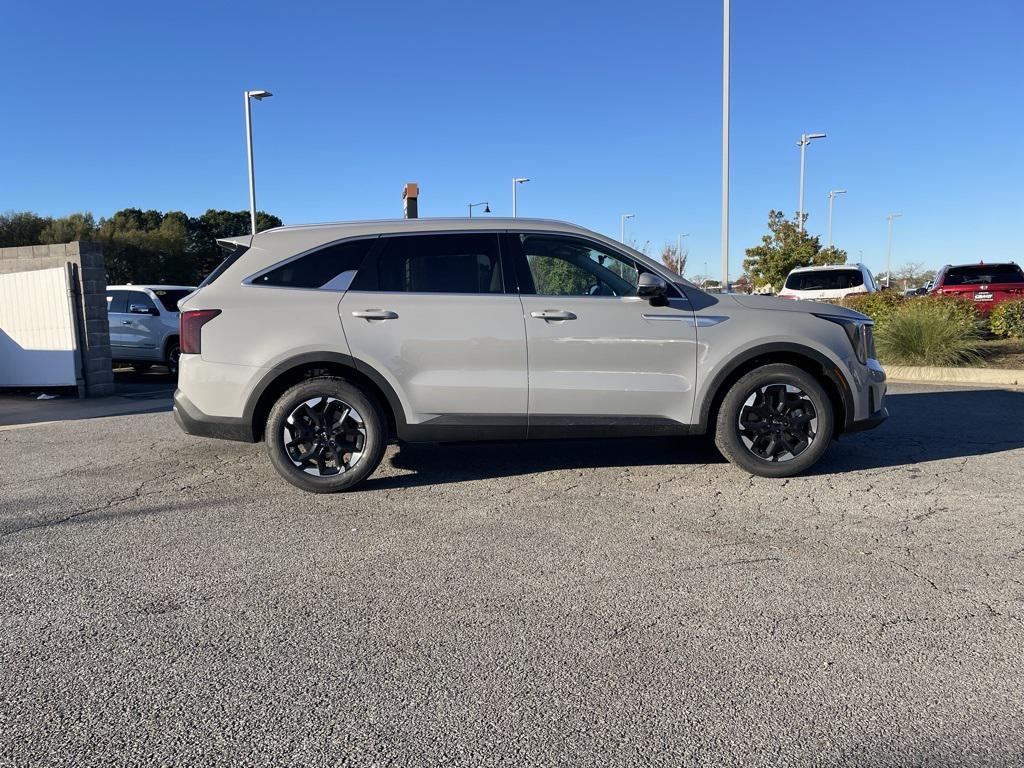 new 2026 Kia Sorento car, priced at $33,943