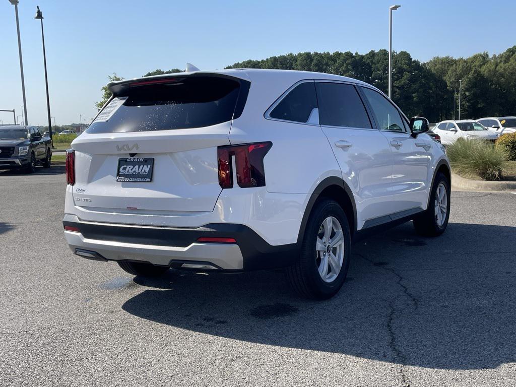 new 2025 Kia Sorento car, priced at $30,555