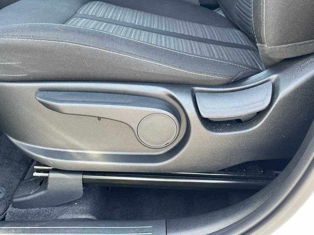 new 2025 Kia Sorento car, priced at $30,555