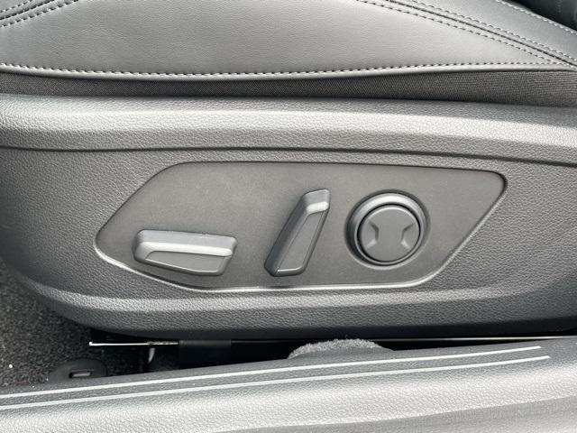 new 2025 Kia K5 car, priced at $33,482