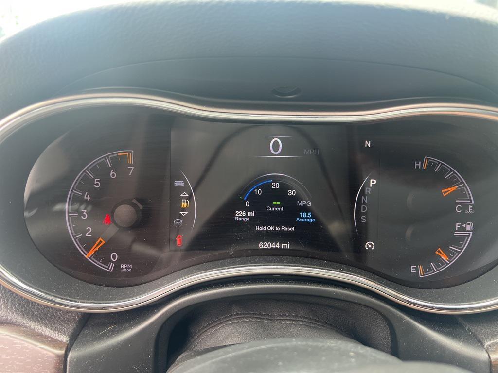 used 2014 Jeep Grand Cherokee car, priced at $16,173