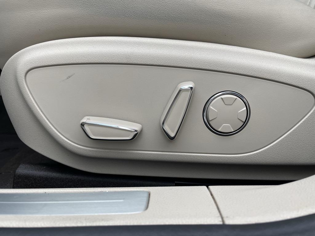 used 2019 Lincoln MKZ car, priced at $21,321