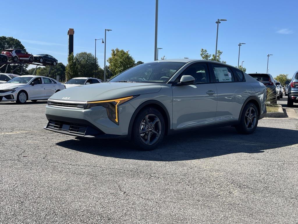 new 2025 Kia K4 car, priced at $22,999