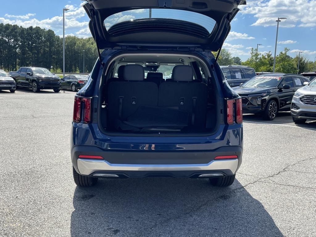 new 2026 Kia Sorento car, priced at $37,265