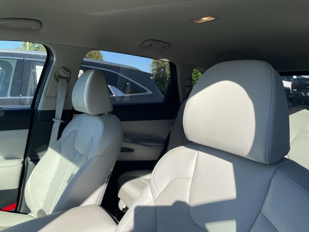 new 2025 Kia Sorento car, priced at $36,470