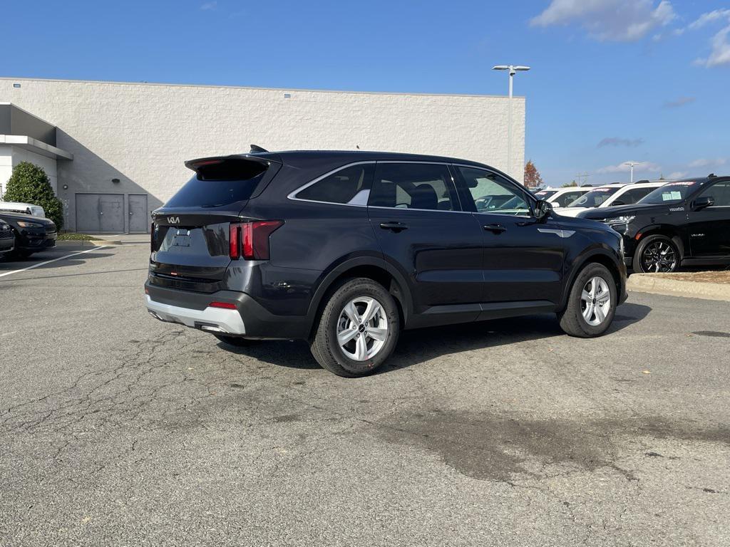 new 2026 Kia Sorento car, priced at $31,635