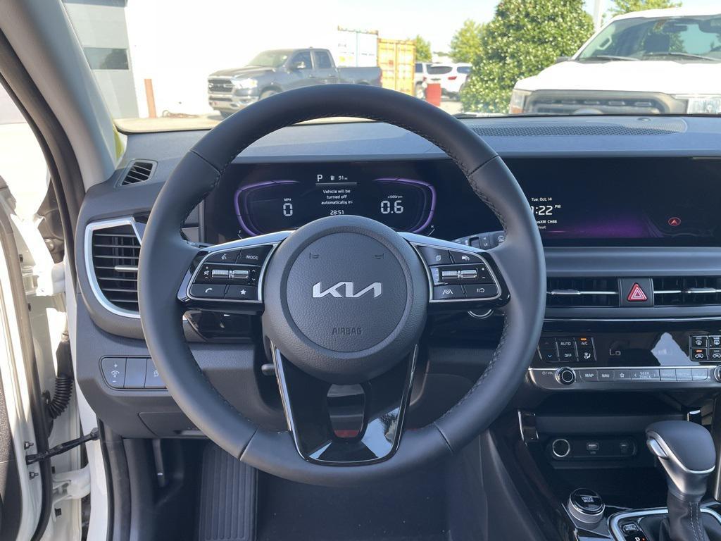 new 2026 Kia Seltos car, priced at $26,680