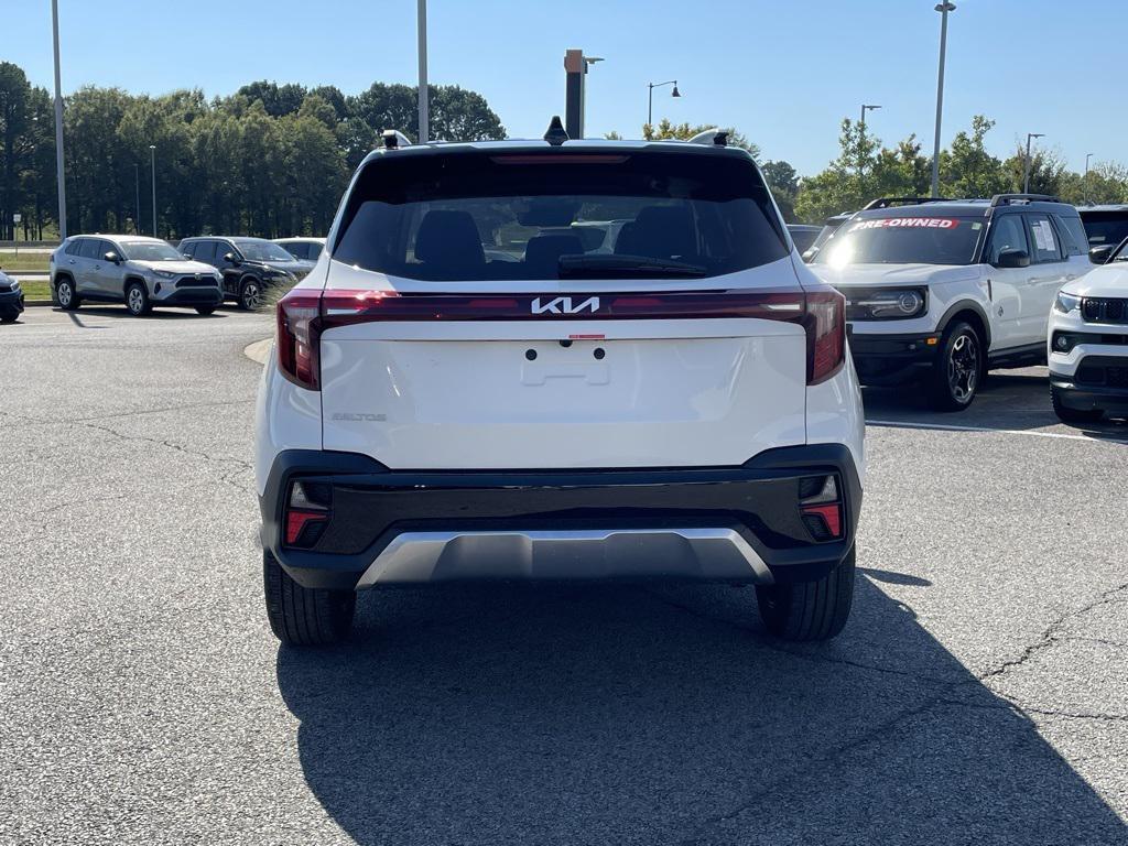 new 2026 Kia Seltos car, priced at $26,680